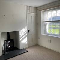 3 GT LIVING ROOM WITH LOG BURNER