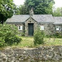 PANT TYWYLL PAINTED MAIN ELEVATION WITH WALL