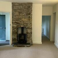 PANT TYWYLL living room with carpet 21.5.24