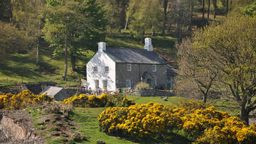 Garth Iwrch holiday let in good view